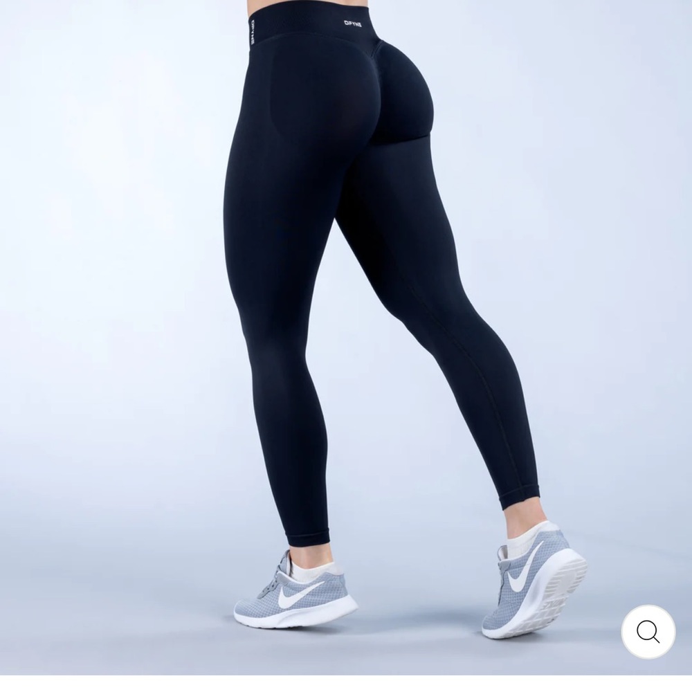 Dyfne impact leggings, size medium🧡